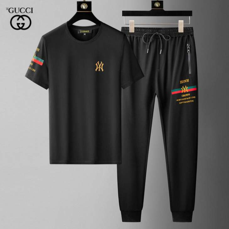 Picture of Gucci Shirt Pant Suits _SKUGucciM-4XL25cn202122001